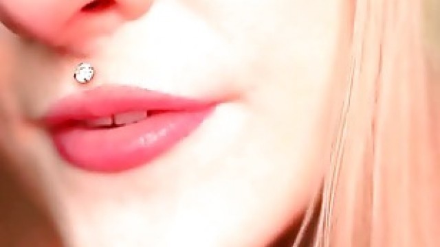 Chii Lens Licking & Kisses ASMR