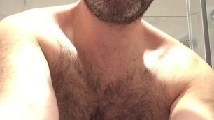 Shaving under shower
