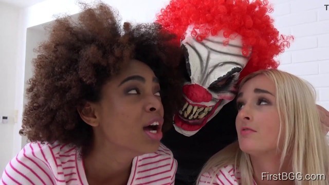 FirstBGG.com - Daisy & Luna Corazon - Evil clown attacks two girlfriends