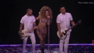 Lady Gaga - Manicure (live ArtRave) 5-15-14