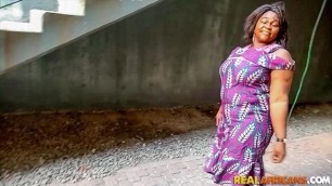 Congolese Housewife Filmed herself in first Amateur Sex Tape
