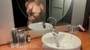 Japanese Amateur with Fair-skinned little Boobs Gets Fucked in a Doggy Style in Front of a Mirror
